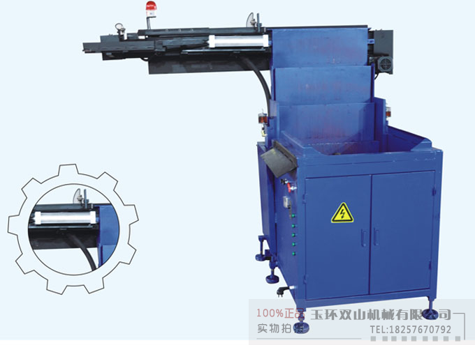 中頻爐自動送料機